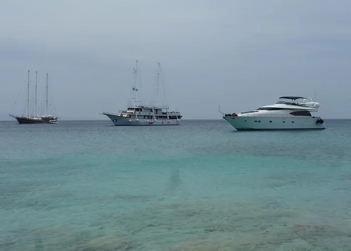 アパート Helena オレビック