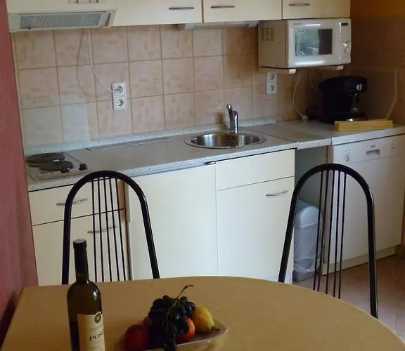 Helena Apartamento *